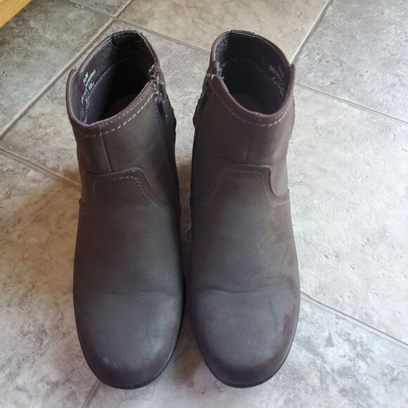 Brown Ankle Boots Size 7.5 - Picture 6 of 11